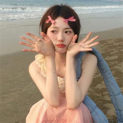 最近，我的妹妹有点怪